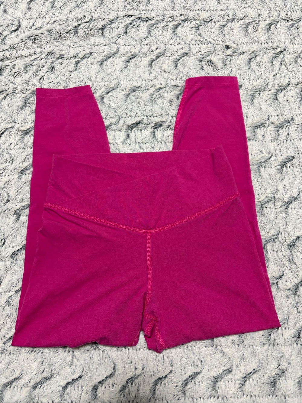 Womens’ High-Waisted Hot Pink Leggings